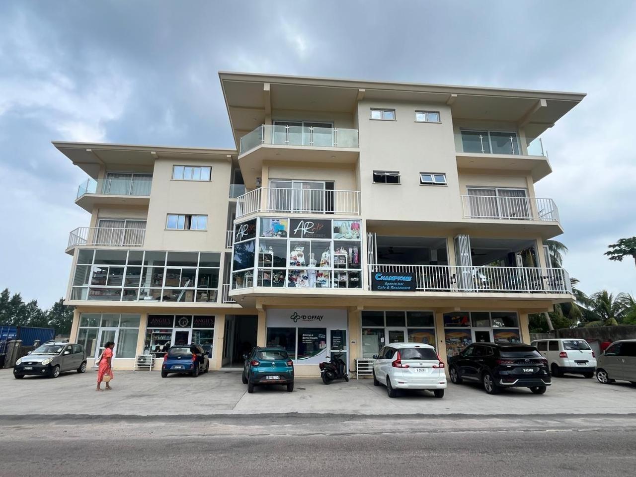 Le Chateau Bleu Anse aux Pins Exterior photo